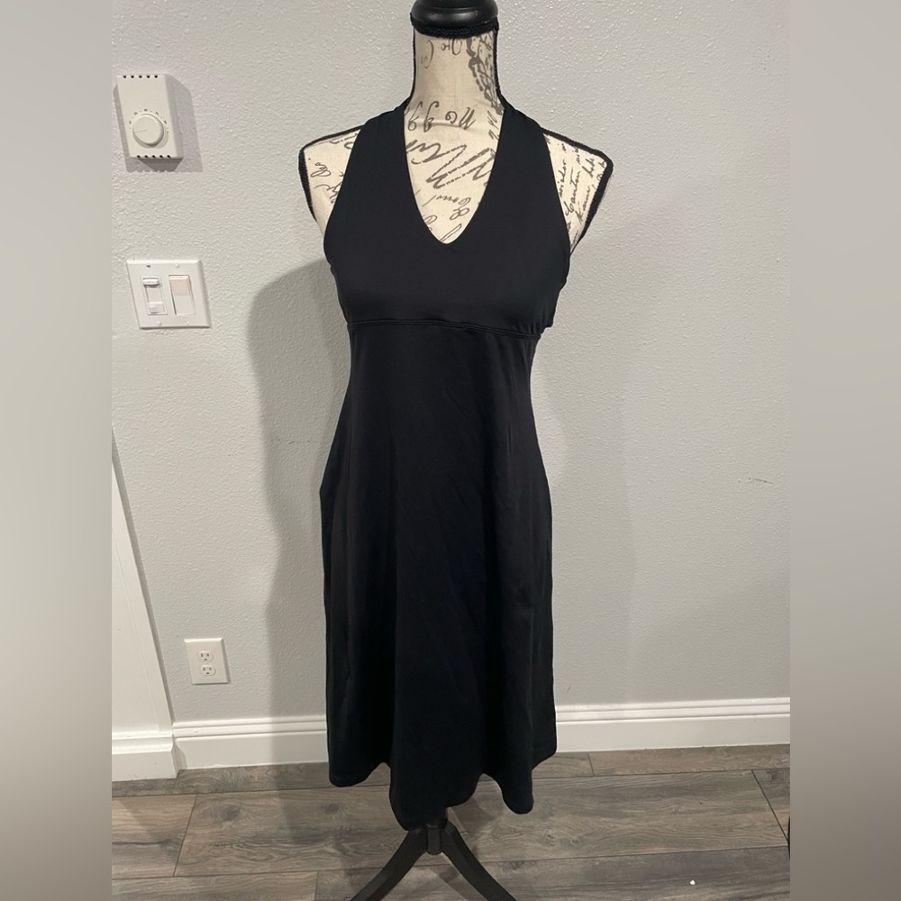 Patagonia dresss  good  condition sz m